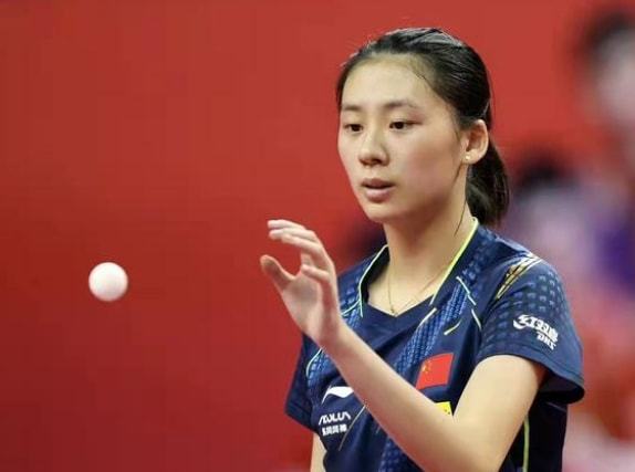 也反映出球 也反映出球